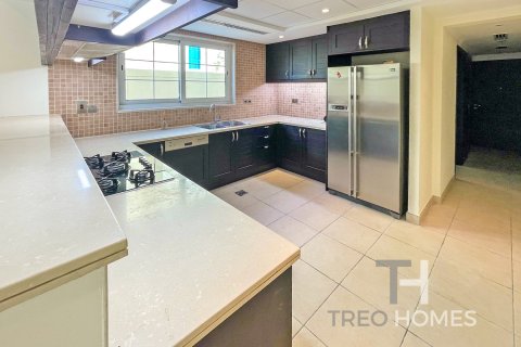 3 غرف نوم فيلا في Legacy, الإمارات العربية المتحدة رقم 80306 8