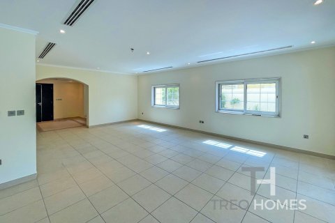 3 غرف نوم فيلا في Legacy, الإمارات العربية المتحدة رقم 80306 6