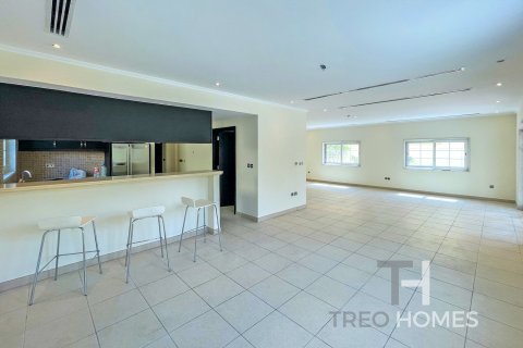 3 غرف نوم فيلا في Legacy, الإمارات العربية المتحدة رقم 80306 7