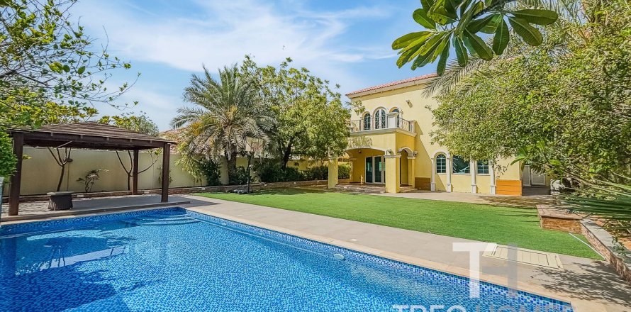3 غرف نوم فيلا في Legacy, الإمارات العربية المتحدة رقم 80306