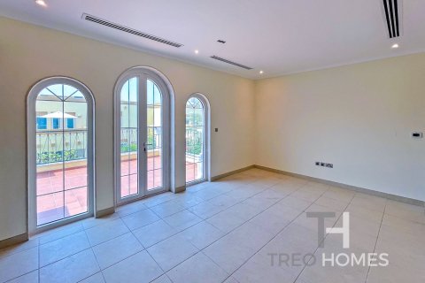 3 غرف نوم فيلا في Legacy, الإمارات العربية المتحدة رقم 80306 17