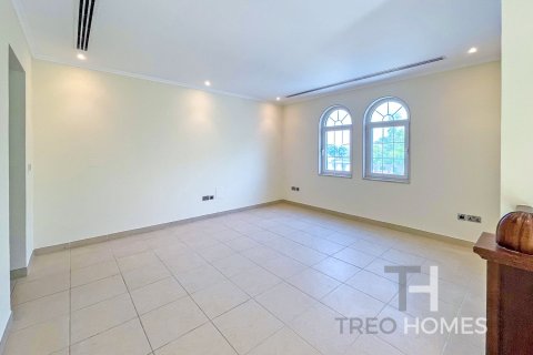 3 غرف نوم فيلا في Legacy, الإمارات العربية المتحدة رقم 80306 9
