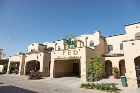 2 bedrooms Townhouse in Mirdif, UAE No. 6555 13