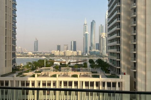 Квартира с 1 спальней в BEACH VISTA, Дубай, ОАЭ №97443 3
