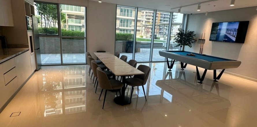 Квартира с 1 спальней в BEACH VISTA, Дубай, ОАЭ №97443