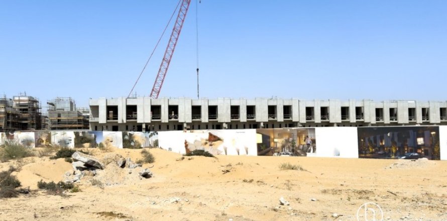 Villa de 4 dormitorios en Dubai Land, UAE No. 102404