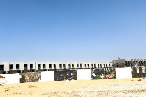 Villa de 4 dormitorios en Dubai Land, UAE No. 102404 3