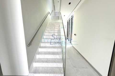 5 bedrooms Villa in Jumeirah, UAE No. 104867 21