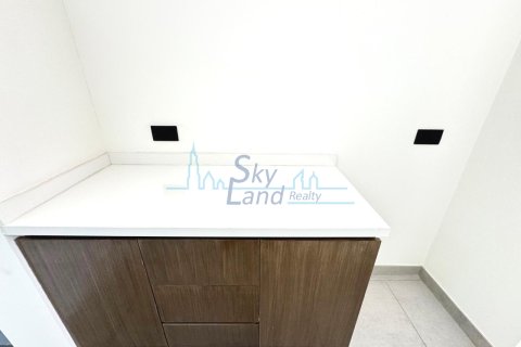 5 bedrooms Villa in Jumeirah, UAE No. 104867 5