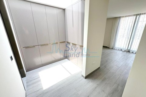 5 bedrooms Villa in Jumeirah, UAE No. 104867 8
