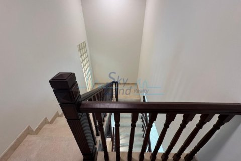 Villa de 4 chambres à Umm Suqeim, UAE No. 104868 14