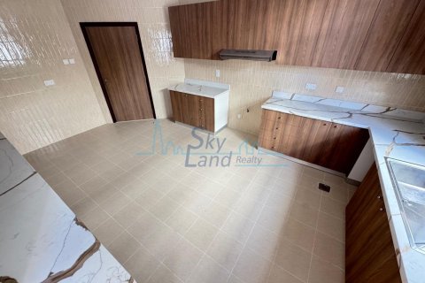 Villa de 4 chambres à Umm Suqeim, UAE No. 104868 31