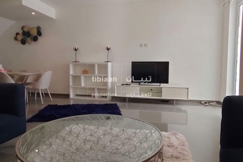 4 bedrooms Apartment in Muscat, Oman No. 54030 5