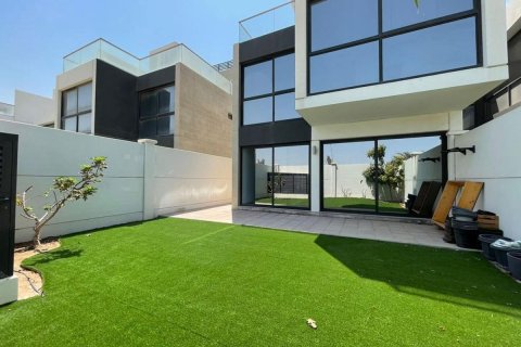 Commercial property de 5 dormitorios en Al Salam Street, UAE No. 79815 2