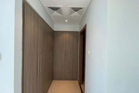 Commercial property de 5 dormitorios en Al Salam Street, UAE No. 79815 9