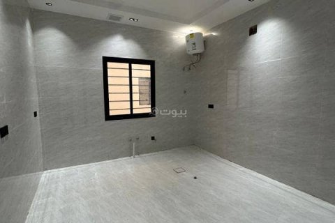 6 bedrooms Apartment in Riyadh, Saudi Arabia No. 67358 8