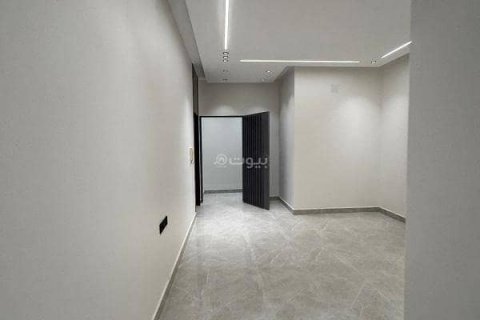 6 bedrooms Apartment in Riyadh, Saudi Arabia No. 67358 14