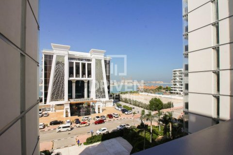 Apartment de 2 dormitorios en The Crescent, UAE No. 84747 20