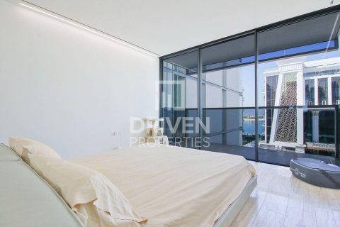 Apartment de 2 dormitorios en The Crescent, UAE No. 84747 8