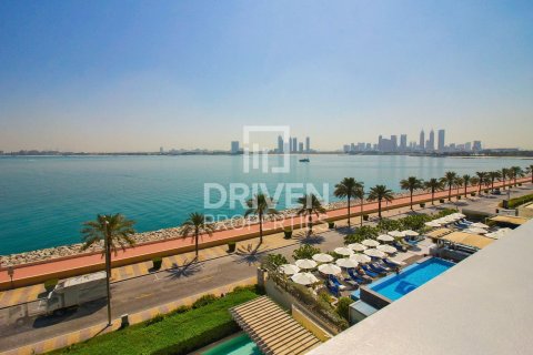 Apartment de 2 dormitorios en The Crescent, UAE No. 84747 21
