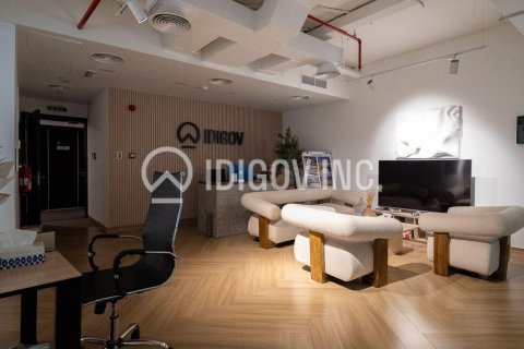 142مربع، مقهى / مطعم  رقم 106213 8