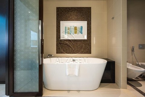 Apartment de 1 dormitorio en The Marina, UAE No. 91068 8