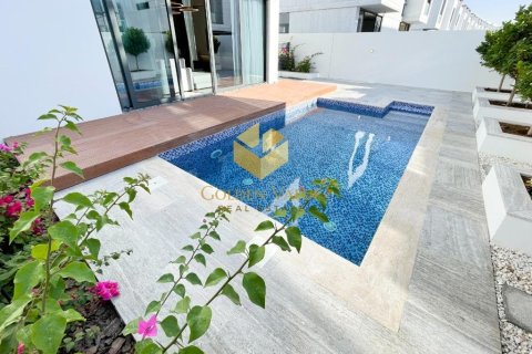Villa de 4 chambres à Sharjah Waterfront City, UAE No. 96916 4