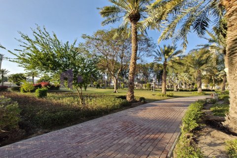 5 bedrooms Villa in Doha, Qatar No. 58403 14