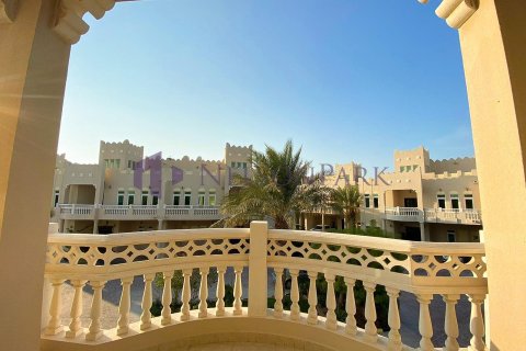 3 bedrooms Villa in Doha, Qatar No. 58404 7