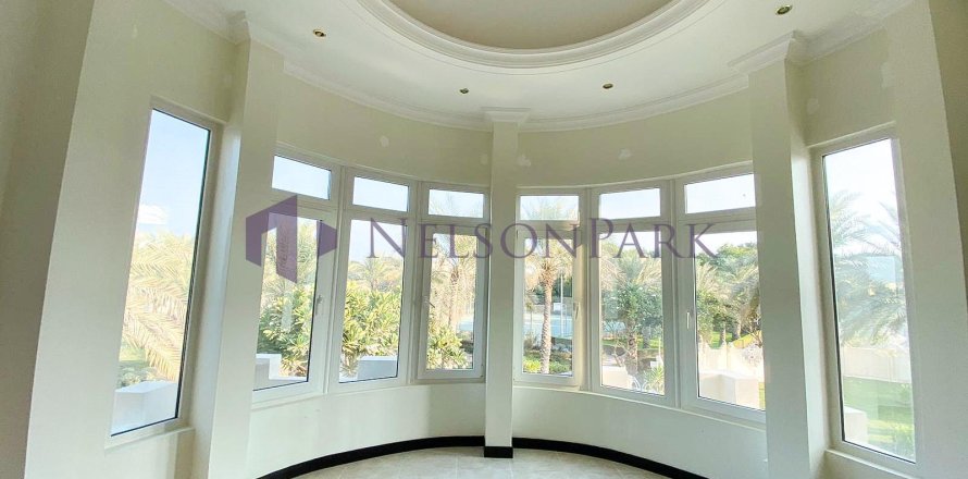 3 bedrooms Villa in Doha, Qatar No. 58404