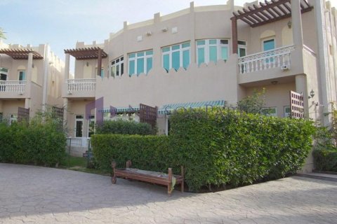 3 bedrooms Villa in Doha, Qatar No. 58404 14