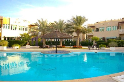 3 bedrooms Villa in Doha, Qatar No. 58404 2