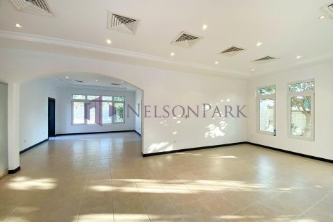 3 bedrooms Villa in Doha, Qatar No. 58404 3