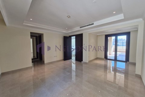 4 bedrooms Townhouse in Doha, Qatar No. 58396 10