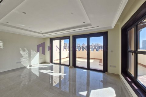 4 bedrooms Townhouse in Doha, Qatar No. 58396 20