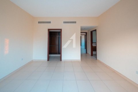 3 غرف نوم فيلا  رقم 105936 20