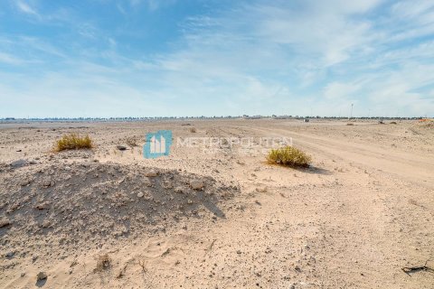 421m² Land in Al Shamkha, UAE No. 79833 3