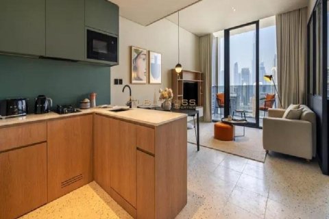 1 bedroom Apartment in Business Bay, UAE No. 7470 8