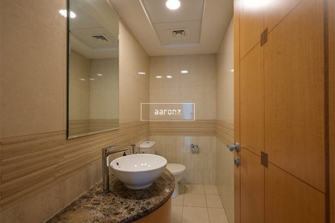 3 bedrooms Apartment  No. 106161 12