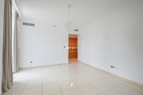 3 bedrooms Apartment  No. 106161 5