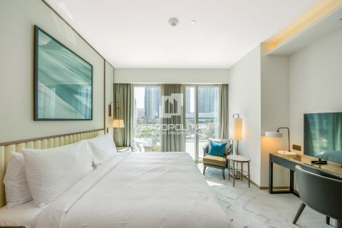2 bedrooms Apartment in Address Harbour Point, UAE No. 77424 24