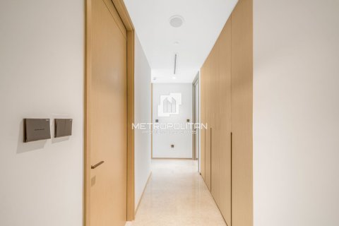 2 bedrooms Apartment in Address Harbour Point, UAE No. 77424 28