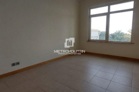 Квартира с 2 спальнями в Shoreline Apartments, ОАЭ №39887 9