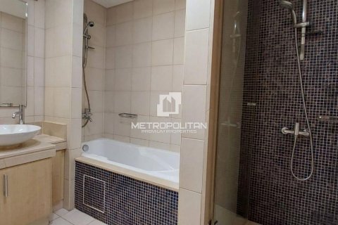 Квартира с 2 спальнями в Shoreline Apartments, ОАЭ №39887 13