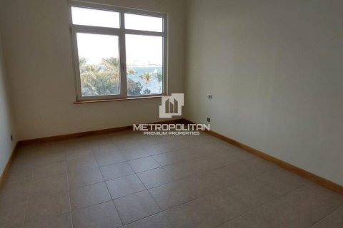 Квартира с 2 спальнями в Shoreline Apartments, ОАЭ №39887 8