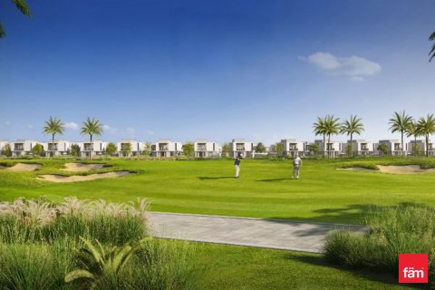 Villa de 4 dormitorios en Dubai, UAE No. 104646 1
