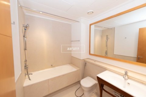 Apartment de 2 dormitorios en Dubai Marina, UAE No. 102352 9