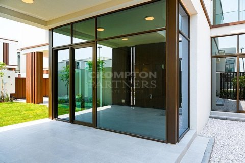 3 bedrooms Villa in Abu Dhabi, UAE No. 73322 10