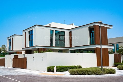 3 bedrooms Villa in Abu Dhabi, UAE No. 73322 2