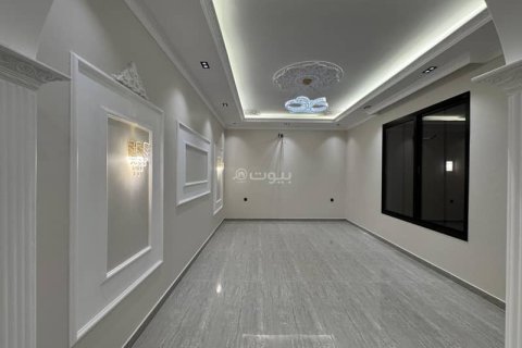 Villa de 8 dormitorios en Khobar, Saudi Arabia No. 59972 10